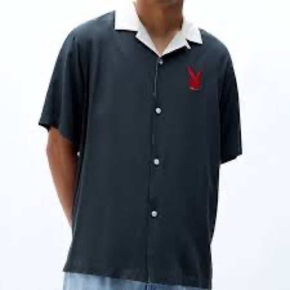 Playboy By PacSun Retreat Camp Shirt size large
